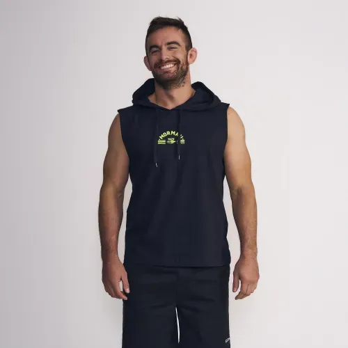 Polera Masculina Sin Mangas Con Capucha Y Estampado Central Negro