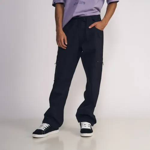 Pantalon Masculino Cargo Con Pretina Elasticada Y Bota Ajustable Negro